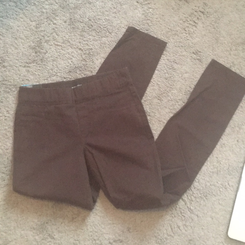 Nine West pull on skinny jeans size 4